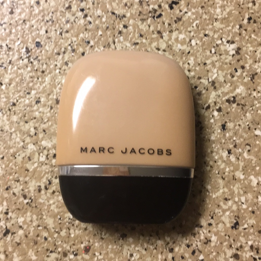 Marc Jacobs Shameless Foundation